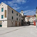 Apartament 2 Bedroom Luxurious Apartment In Vodice Vodice