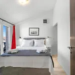 2 Bedroom Luxurious Apartment In Vodice Vodice
