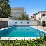 2 Bedroom Beautiful In *