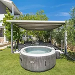 Apartament 2 Bedroom Luxurious Apartment In Vodice Vodice