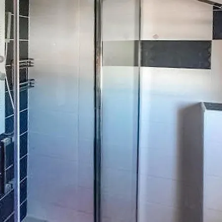 2 Bedroom Beautiful In *