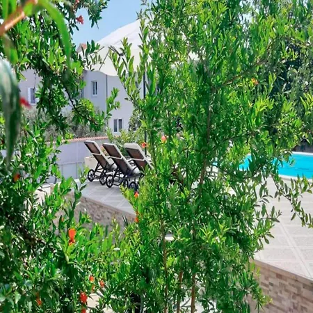 2 Bedroom Beautiful In