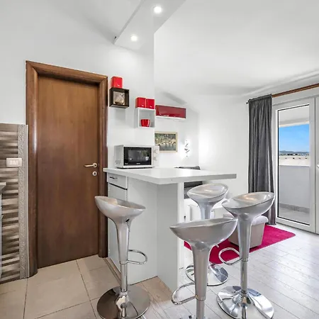 Amazing In With Wifi Apartment *