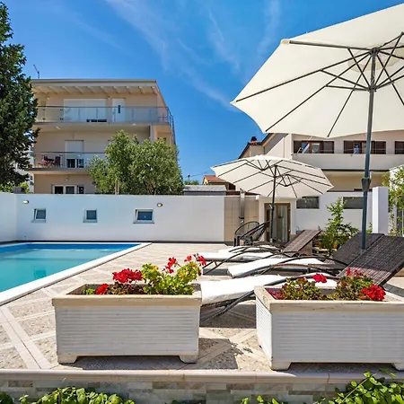 2 Bedroom Luxurious Apartment In Vodice * Vodice