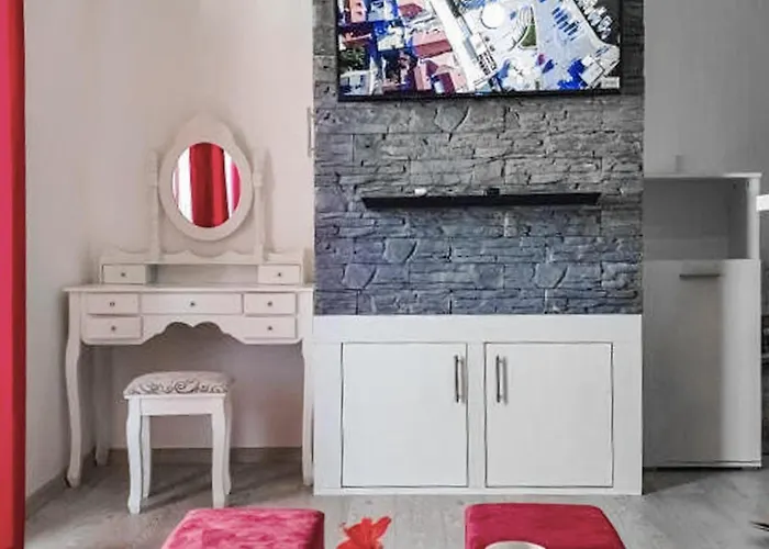 2 Bedroom Beautiful In