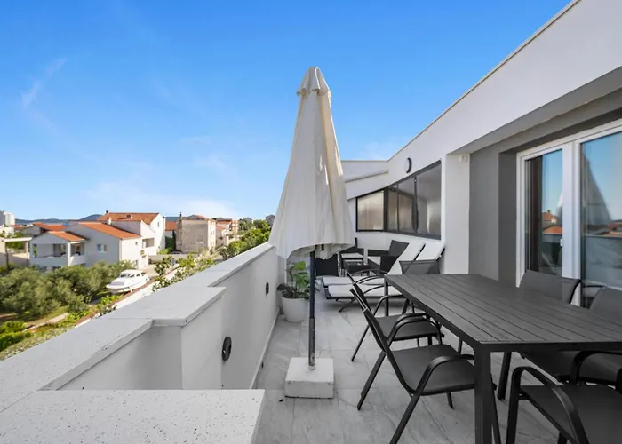 2 Bedroom Beautiful In Vodice